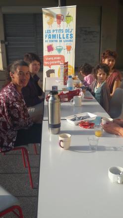 MJC ASNIERES - En terrasse